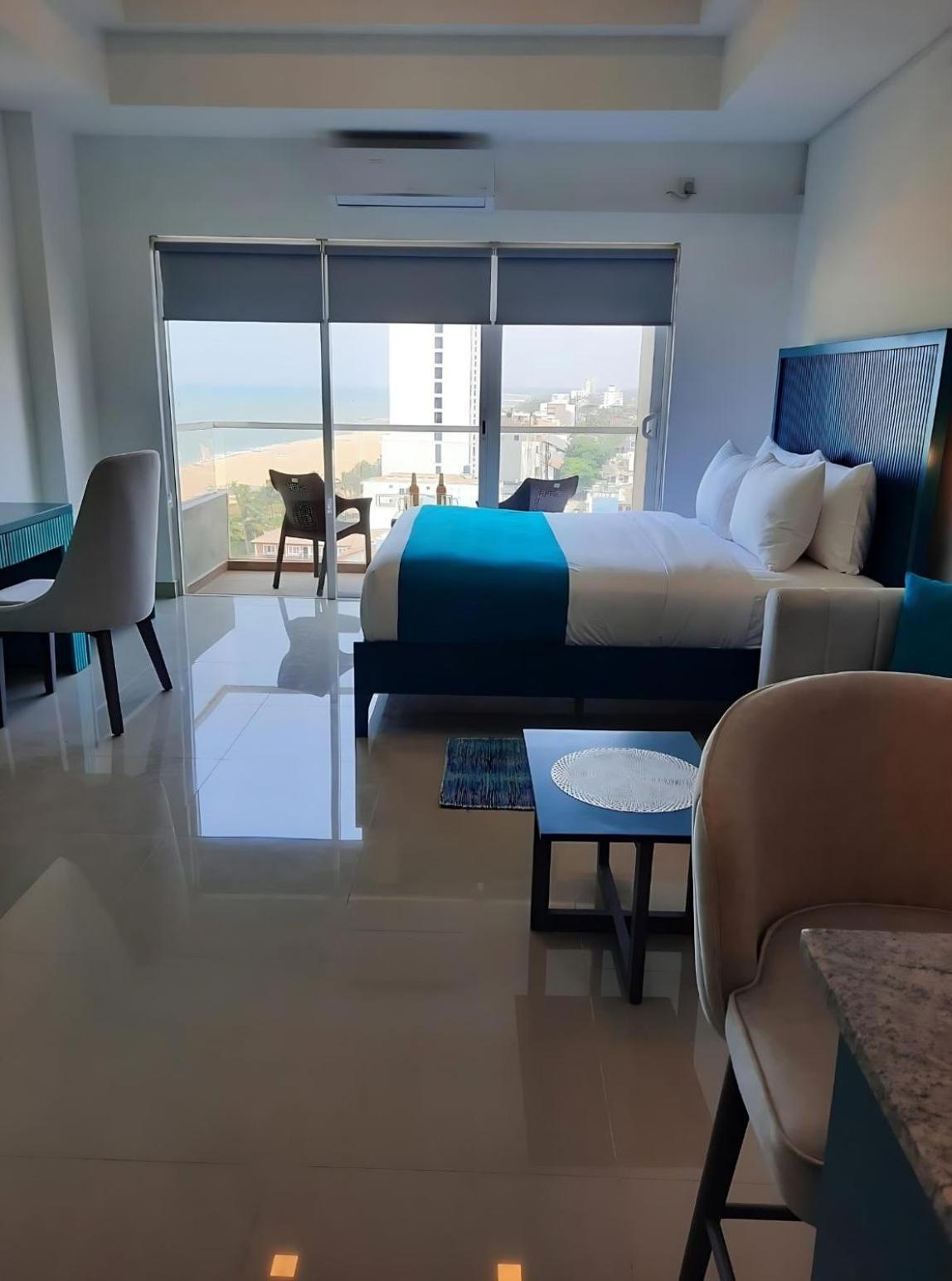 Negombo Ocean Breeze - Bliss On The Beach Luxury Apartments By Serendib Vacation Eksteriør billede