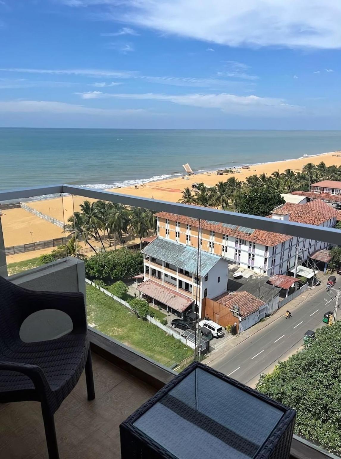 Negombo Ocean Breeze - Bliss On The Beach Luxury Apartments By Serendib Vacation Eksteriør billede