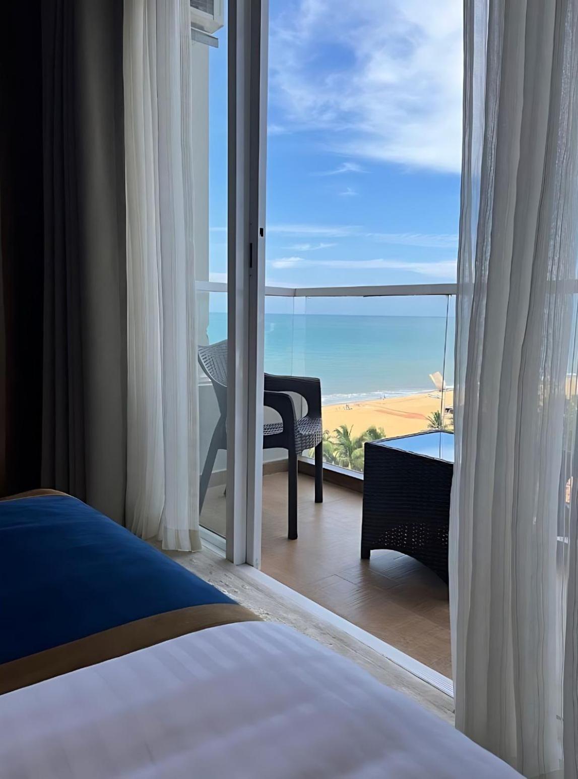 Negombo Ocean Breeze - Bliss On The Beach Luxury Apartments By Serendib Vacation Eksteriør billede