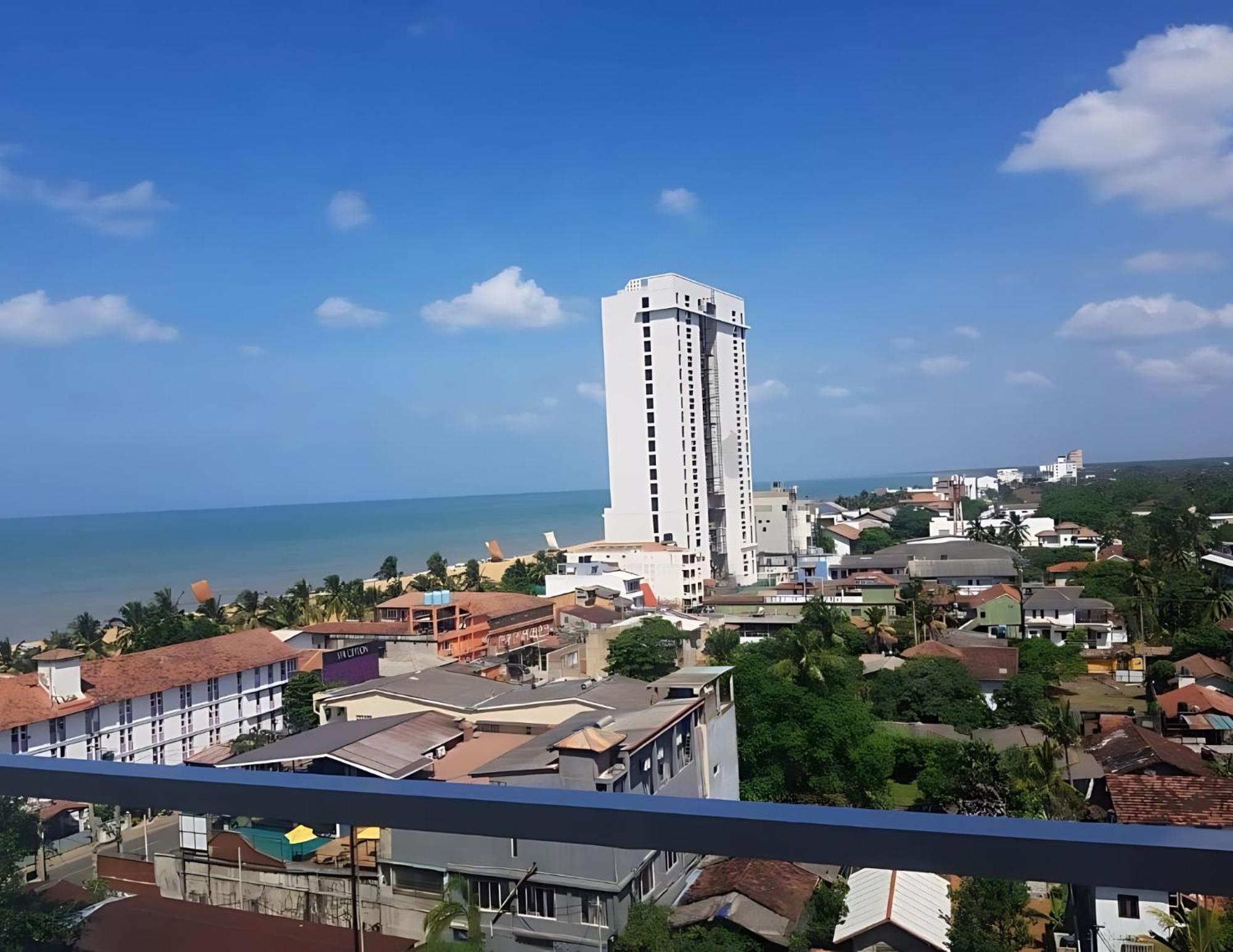 Negombo Ocean Breeze - Bliss On The Beach Luxury Apartments By Serendib Vacation Eksteriør billede