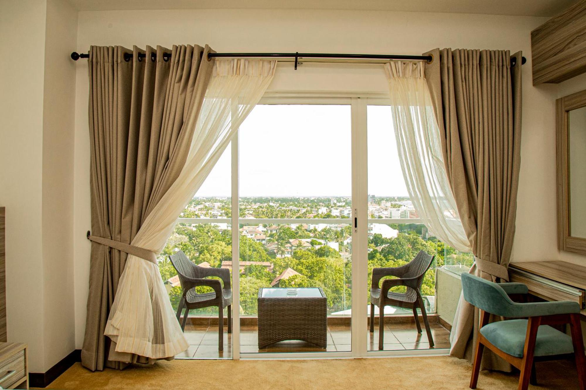 Negombo Ocean Breeze - Bliss On The Beach Luxury Apartments By Serendib Vacation Eksteriør billede
