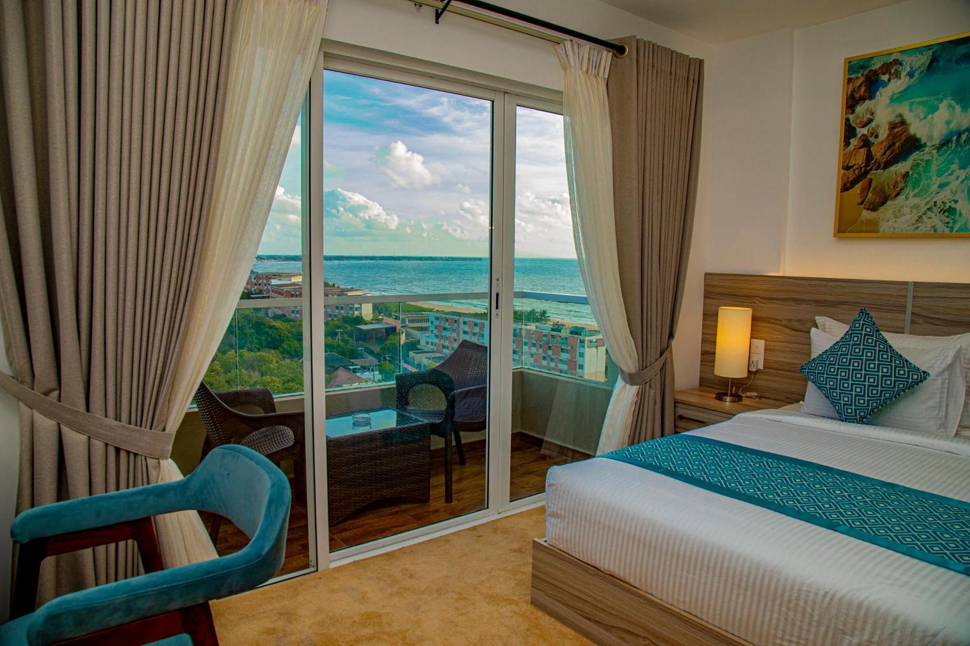 Negombo Ocean Breeze - Bliss On The Beach Luxury Apartments By Serendib Vacation Eksteriør billede