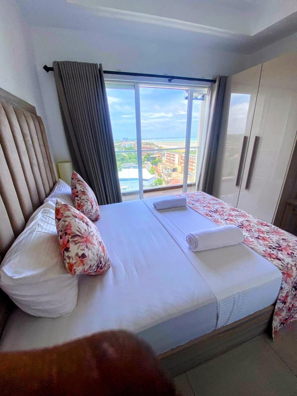 Negombo Ocean Breeze - Bliss On The Beach Luxury Apartments By Serendib Vacation Eksteriør billede